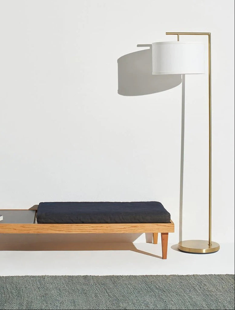 Beautiful Golden Straight Floor Lamp For Living Room, Bedroom